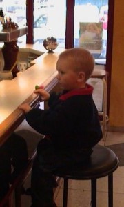 france-with-children-BigB-paris-cafe