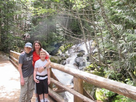 annette-lake-hiking-with-kids
