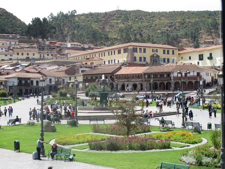 cusco-peru-plaza-de-armas