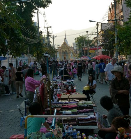 chiang-mai-sunday-night-market