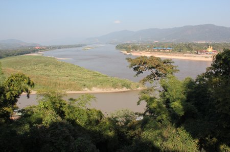 golden-triangle-thailand-laos-burma