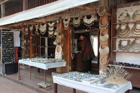 luang-prabang-laos-silvershop