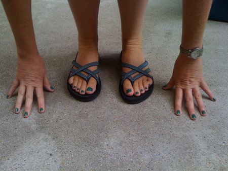 st-paddys-day-2011-green-nails