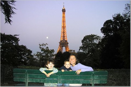 Kids and Eiffel Tower